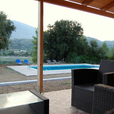 Blue Lagoon Villa Poros  Exteriör bild
