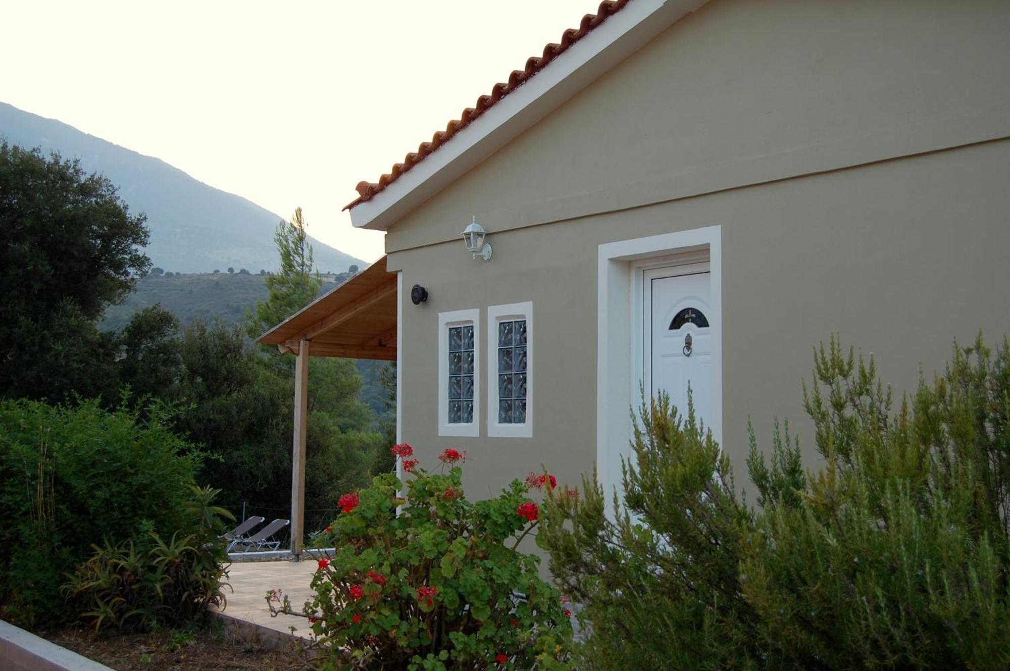 Blue Lagoon Villa Poros  Rum bild
