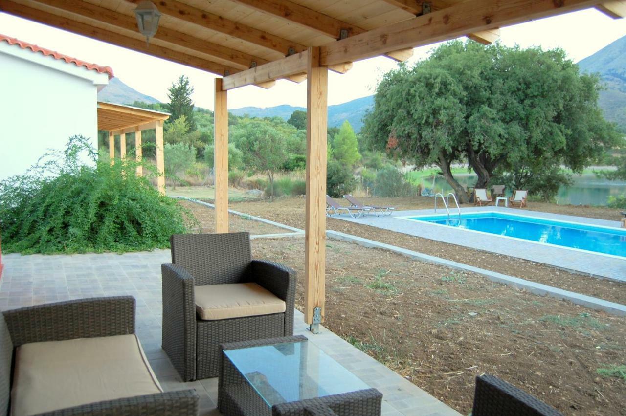 Blue Lagoon Villa Poros  Exteriör bild